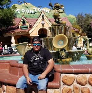 Meet your Posher, Eduardo